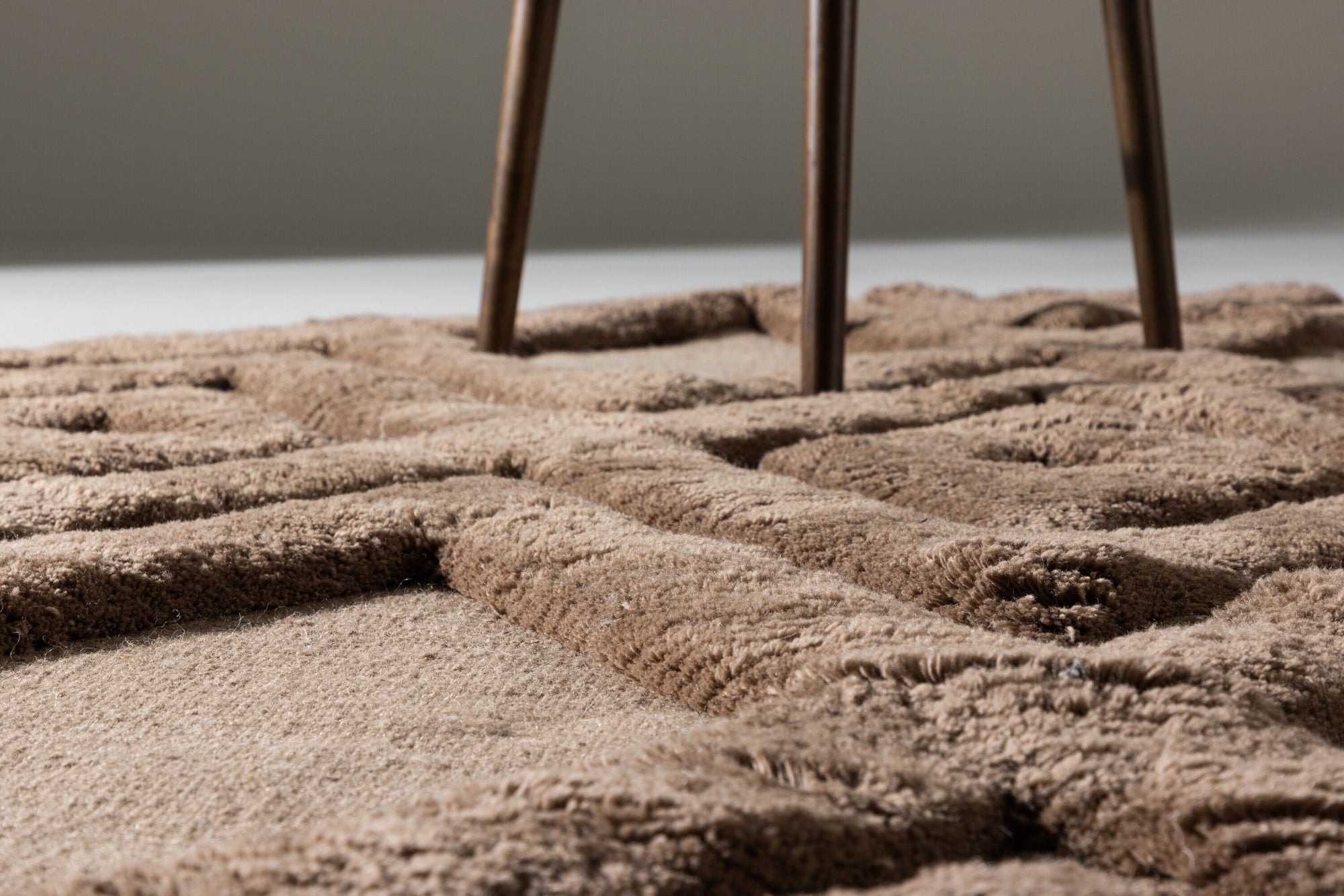 Runder Teppich Dahlia Ø200cm - Dunkelbraun-Teppich-Vind-le canapé