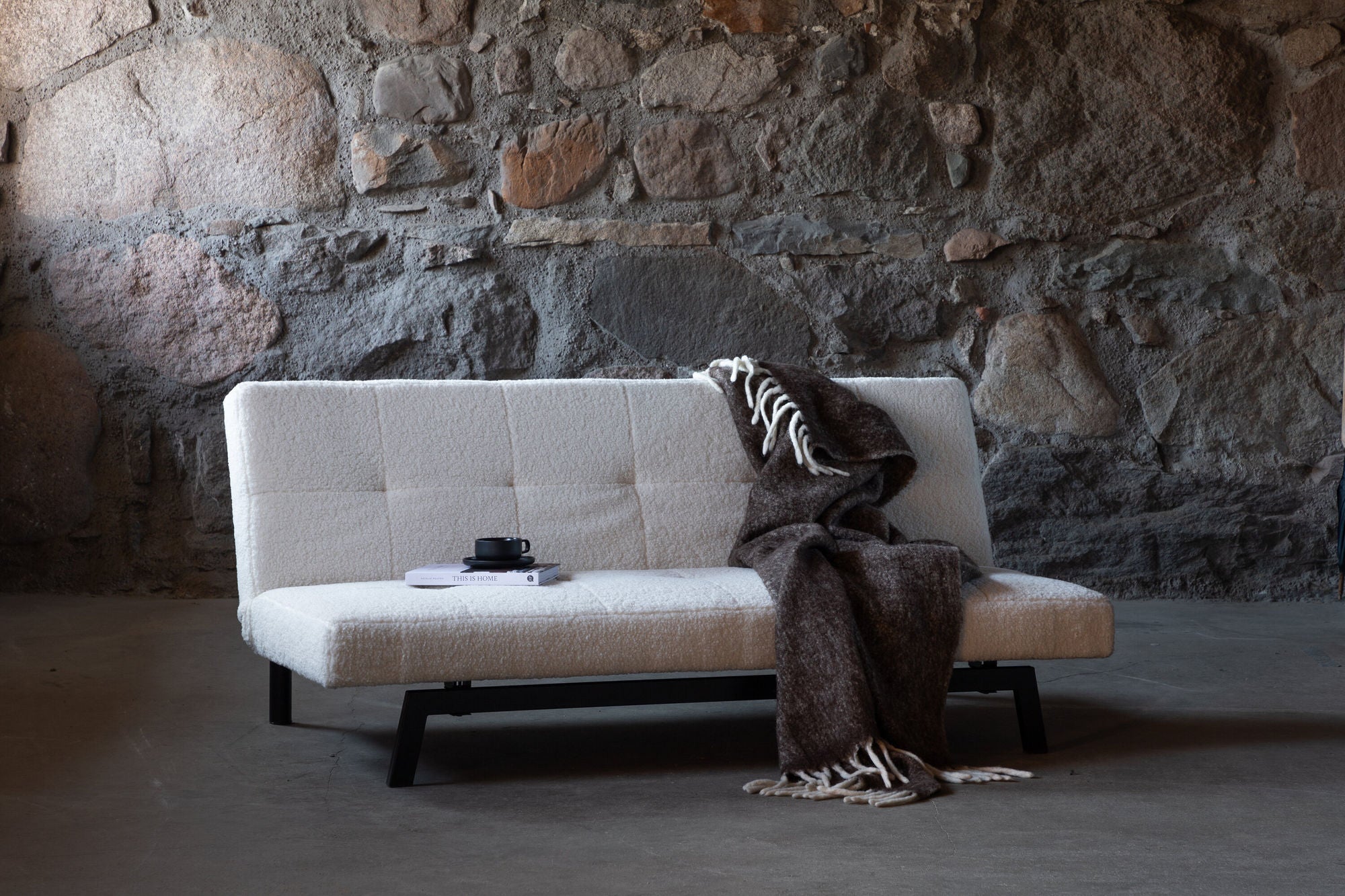 Schlafsofa Bodil 180cm aus Teddy Bouclé - Weiß-Schlafsofa-Venture Home-le canapé