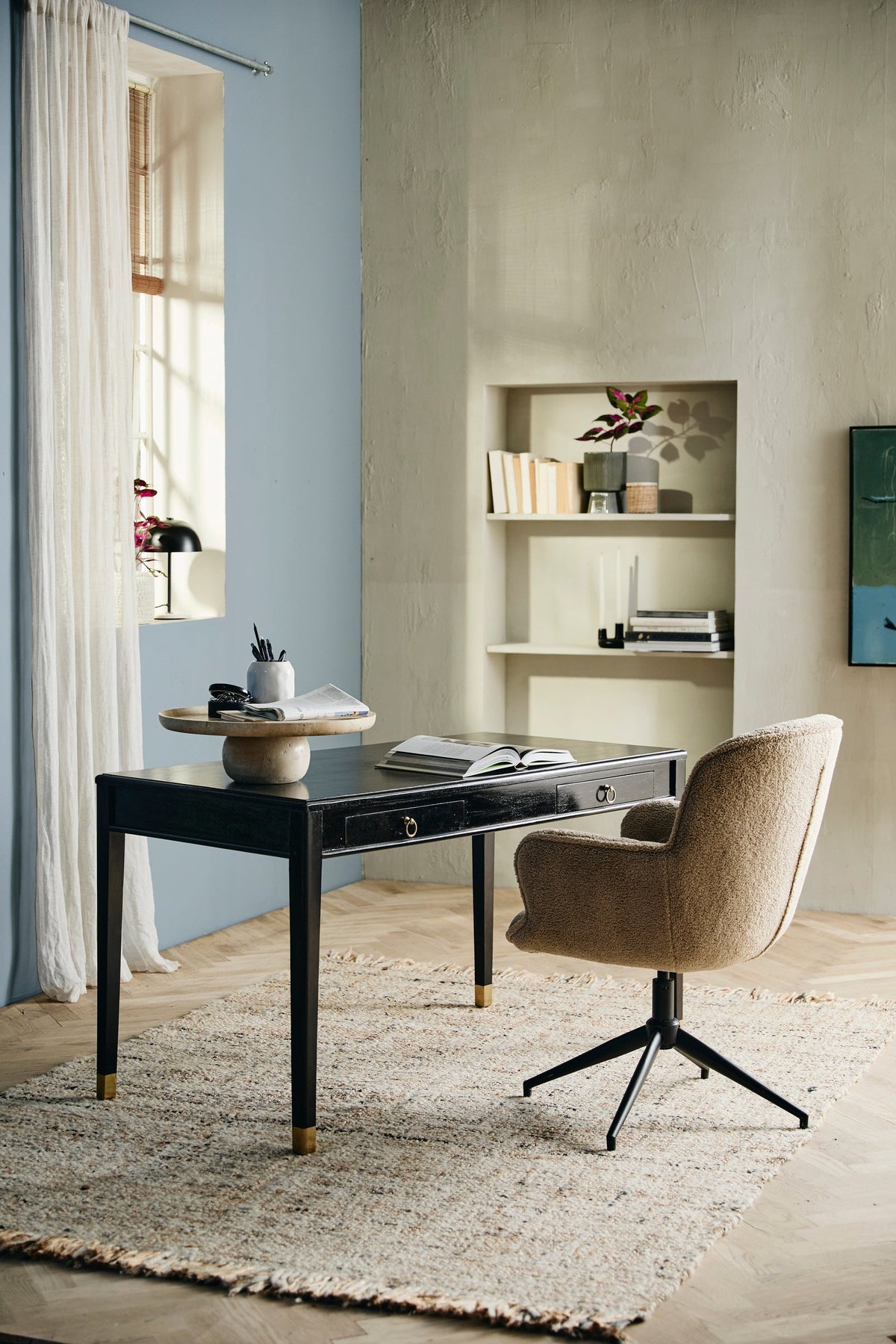 Schreibtisch EMS 140cm aus Massivholz mit 2 Schubladen - Schwarz-Schreibtische-Nordal A/S-le canapé