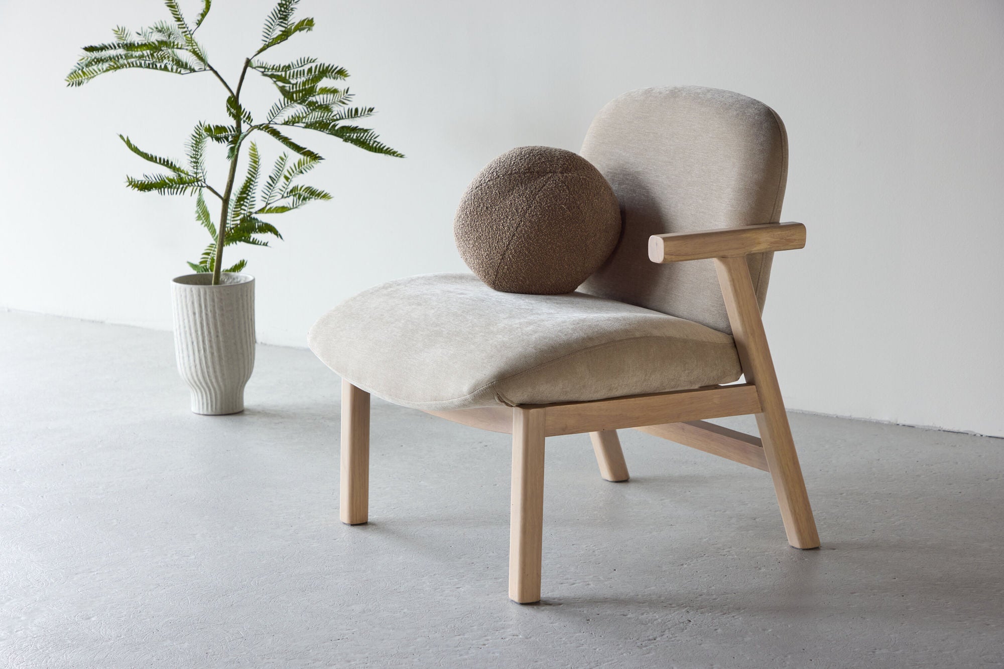Venture Home Rile Armchair - Whitewash/ Beige-Venture Home-le canapé