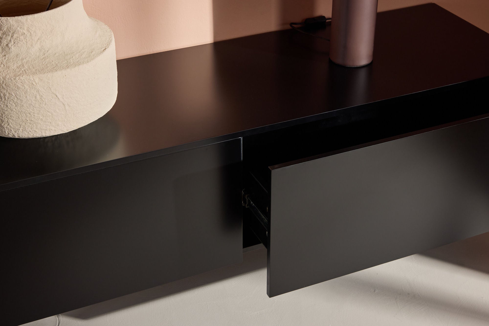 Sideboard Frihamn 160cm - Schwarz-Sideboards-Venture Home-le canapé