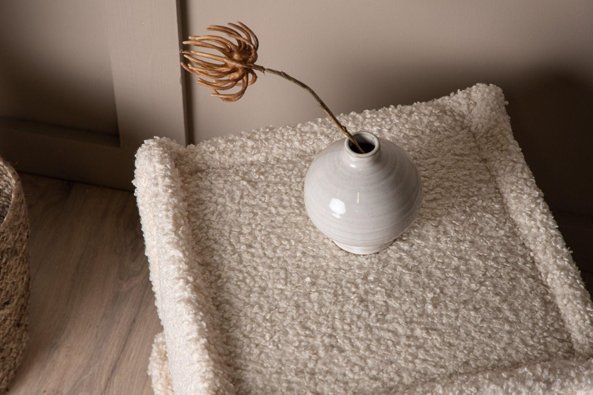 Sitzpouf Hocker Castine aus Teddy - Stoff / Bouclé - WeißPouf