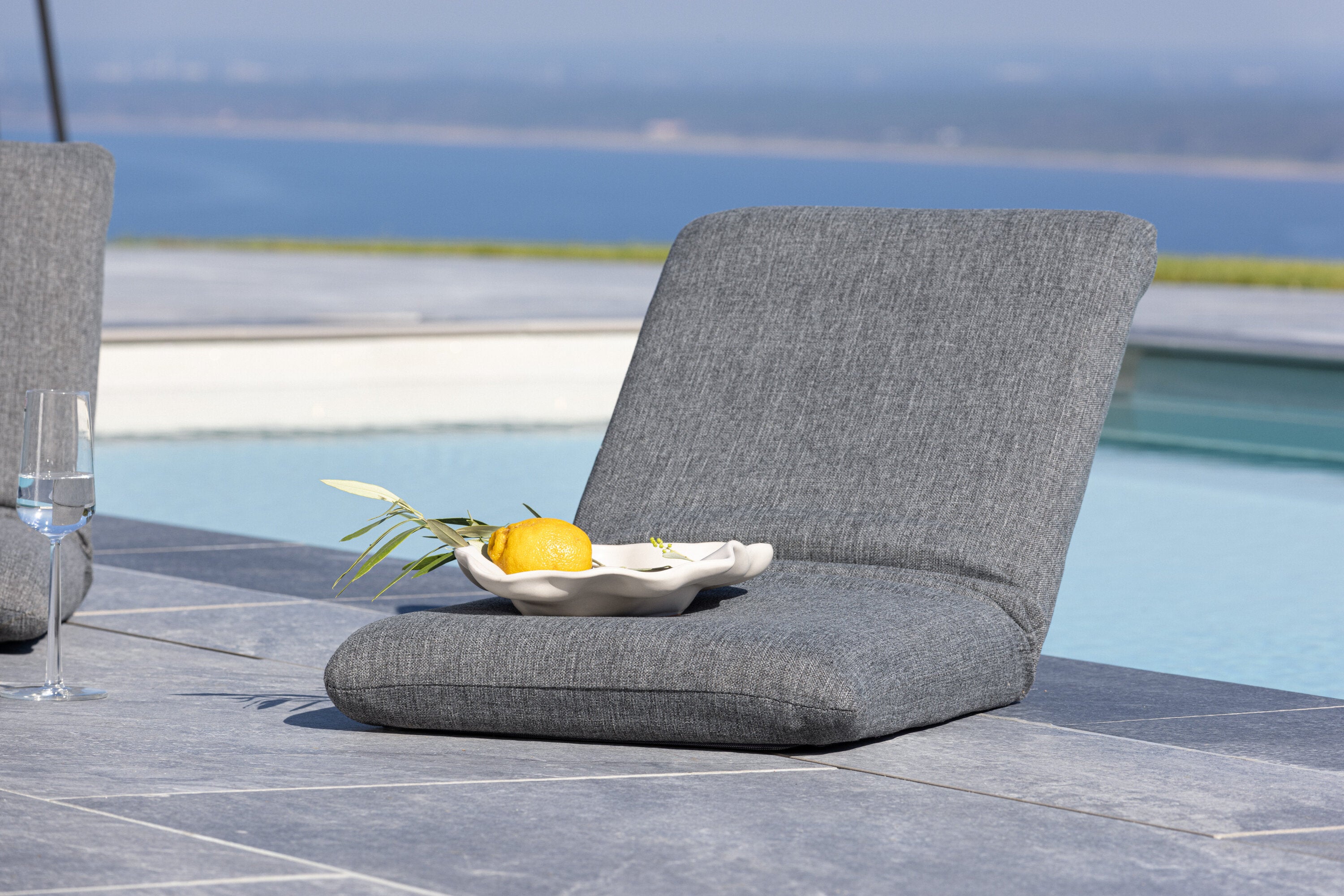 Sonnenliege Trond aus Polyester - Schwarz-Sonnenliegen-Venture Home-le canapé