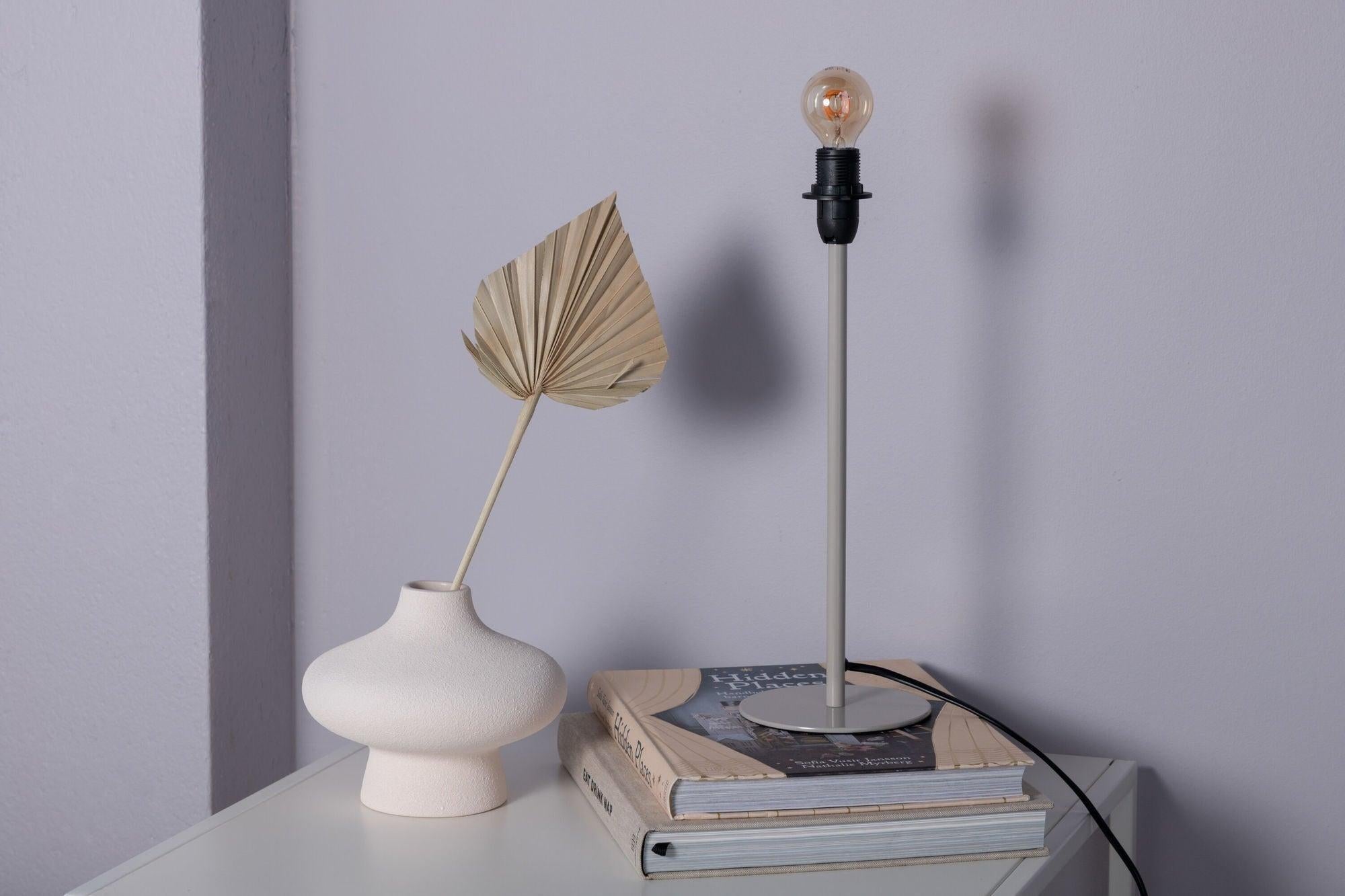 Tischlampe Dasir - Beige-Tischlampen-Venture Home-le canapé