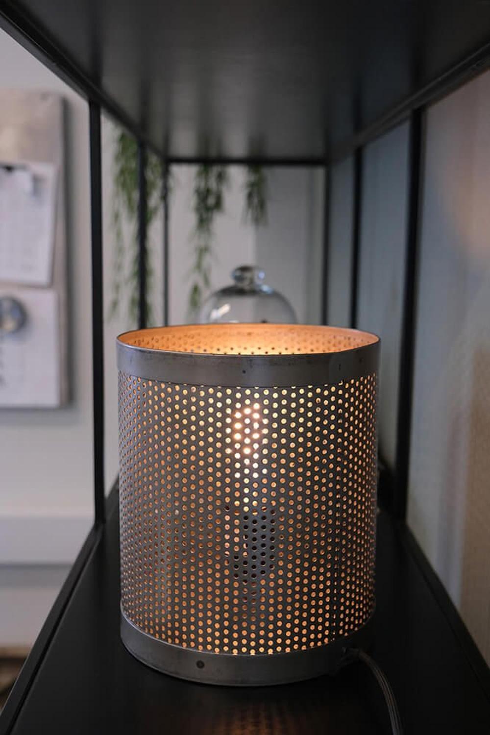 Tischlampe Kinsley aus Eisen-Tischlampe-Trademark Living-le canapé