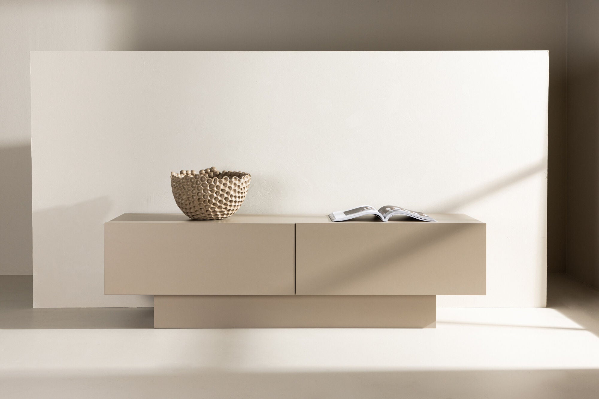 TV-Lowboard Cuenca 160cm - Beige-TV-lowboards-Venture Home-le canapé