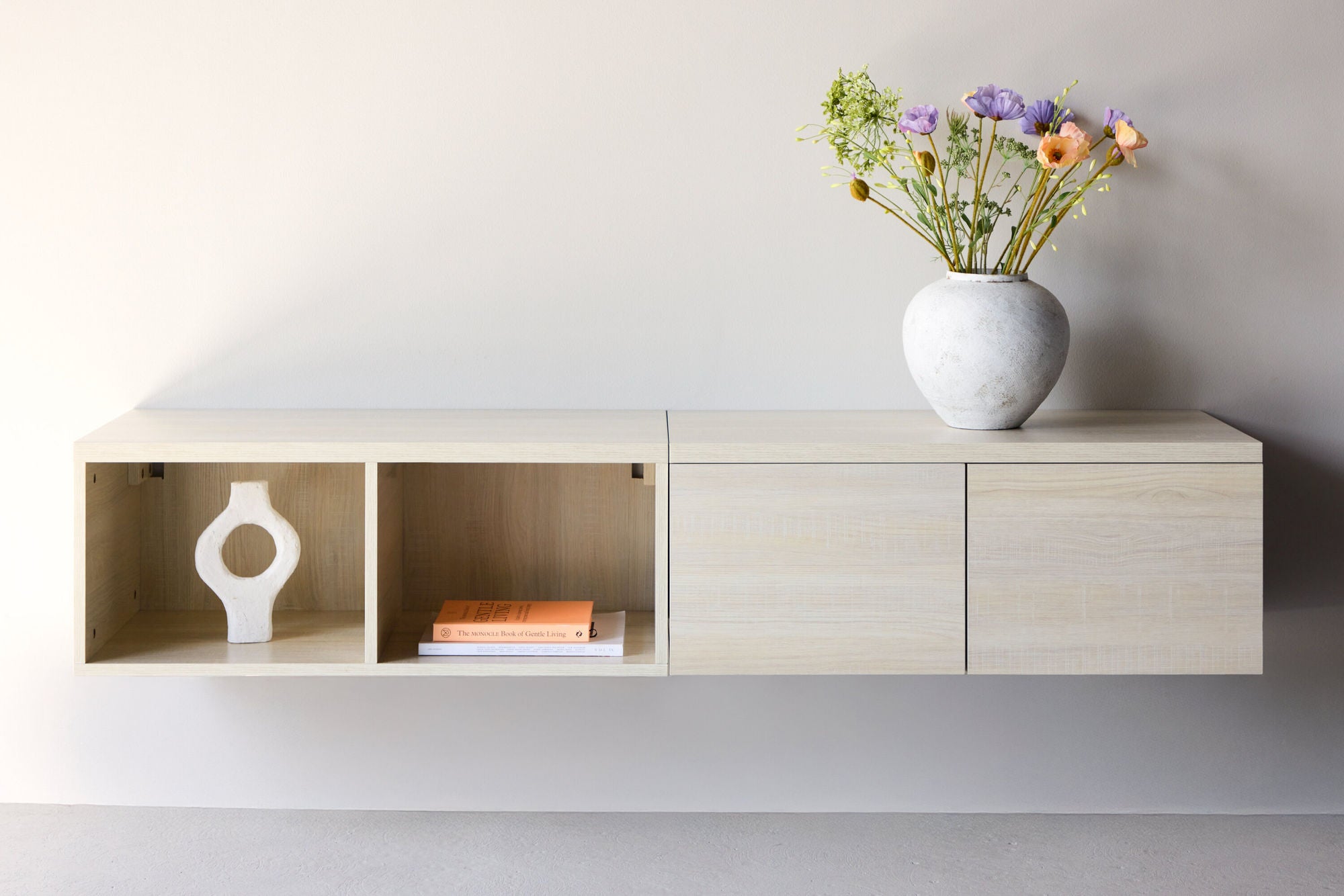 TV-Lowboard Nomi 180cm - Cremeweiß-TV-lowboards-Venture Home-le canapé