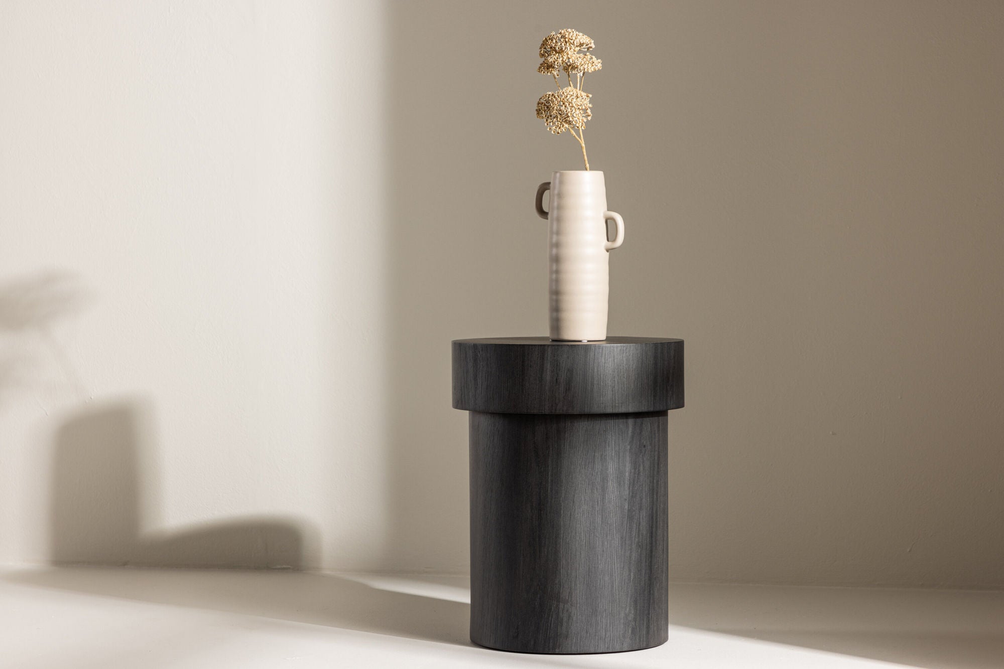 Vind Malung Side Table ⌀35 - Black FSC 100%-Vind-le canapé