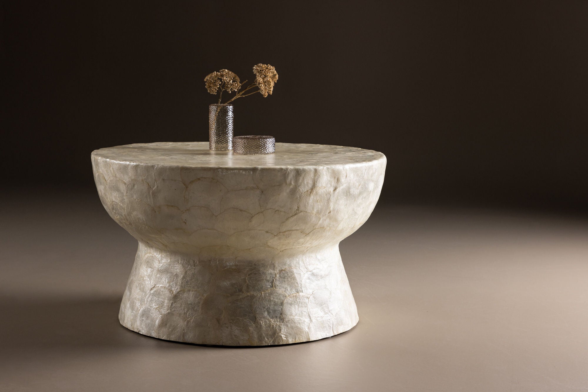 Sandön Couchtisch ⌀70cm - Capiz - Muschel OptikCouchtisch
