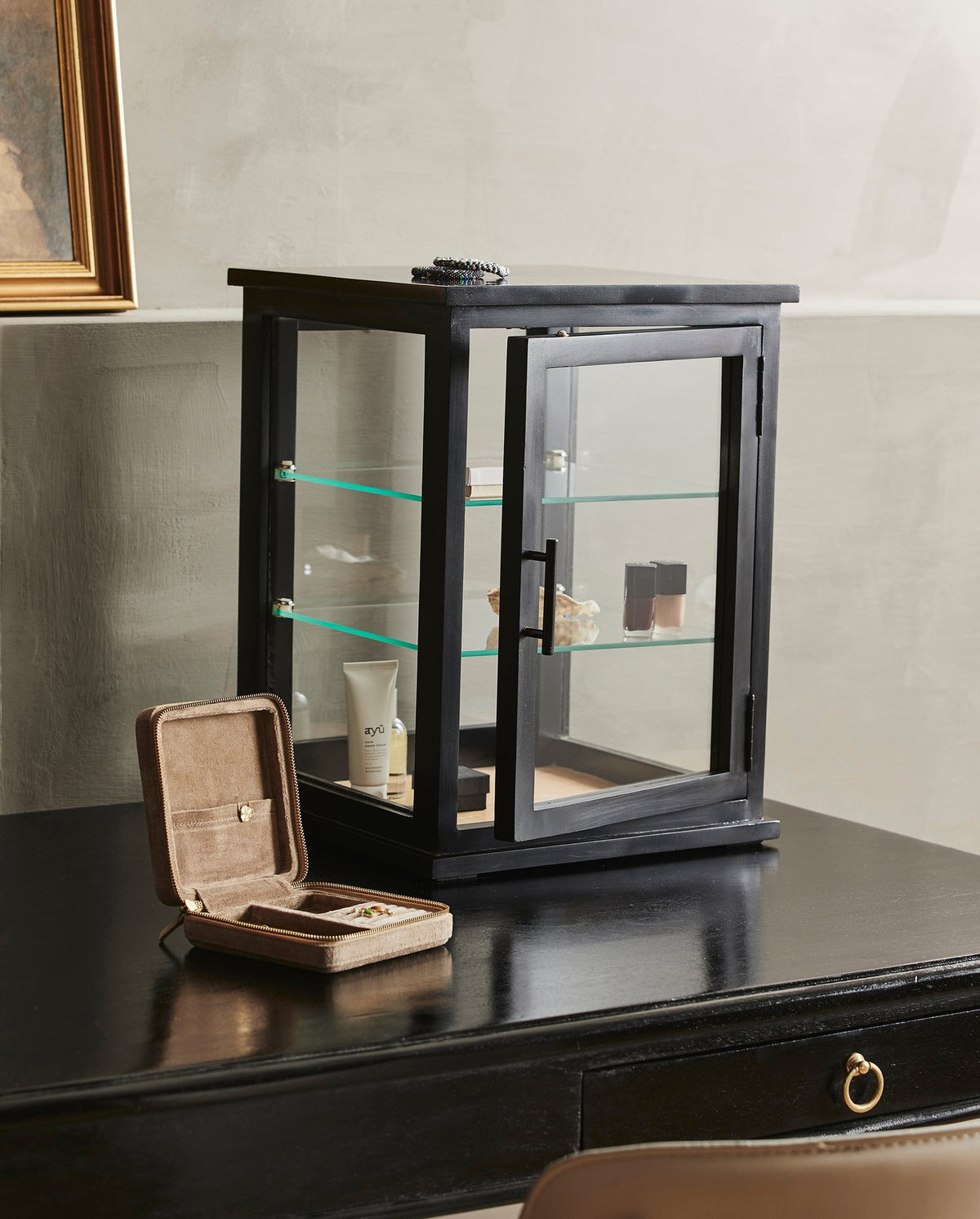 Vitrinenschrank Arno 50cm aus Massivholz - Schwarz-Vitrinen-Nordal A/S-le canapé