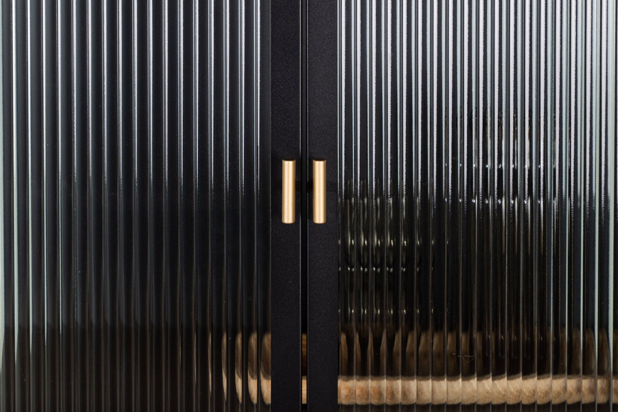 Vitrinenschrank Garis 160cm - Schwarz-Vitrinen-Venture Home-le canapé