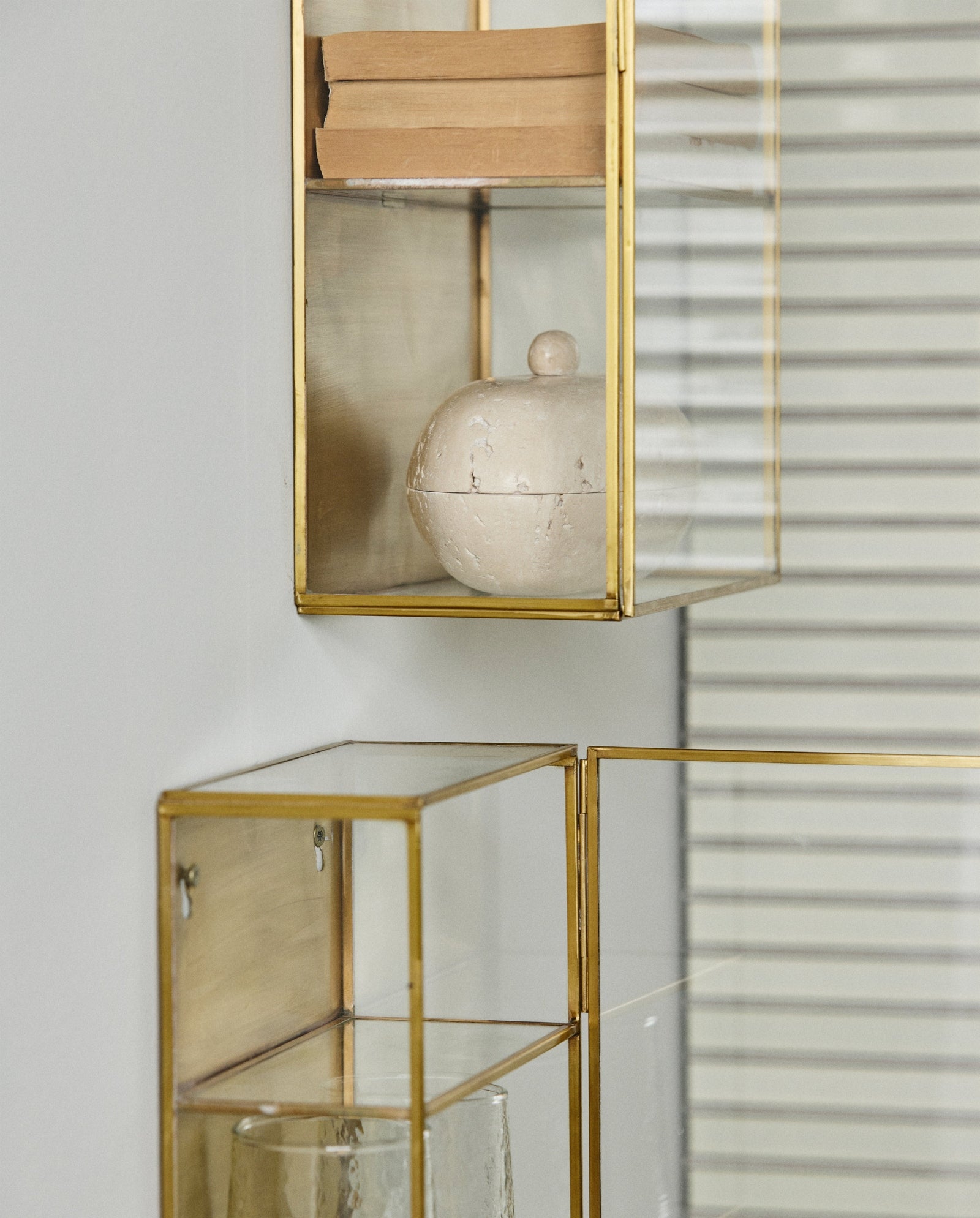 Wandschrank ADA 25cm - Gold-Wandschränke-Nordal A/S-le canapé