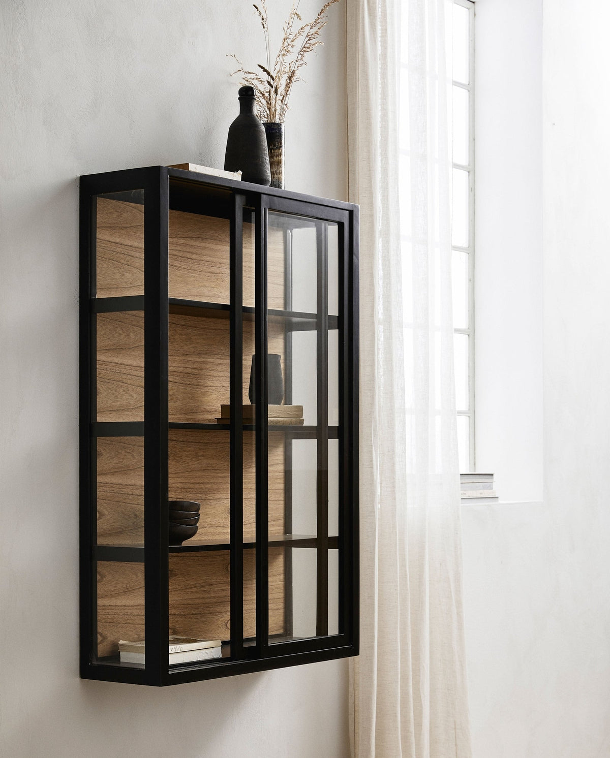 Wandschrank BEI 122cm aus Massivholz mit Schiebetüren - Schwarz-Wandschränke-Nordal A/S-le canapé